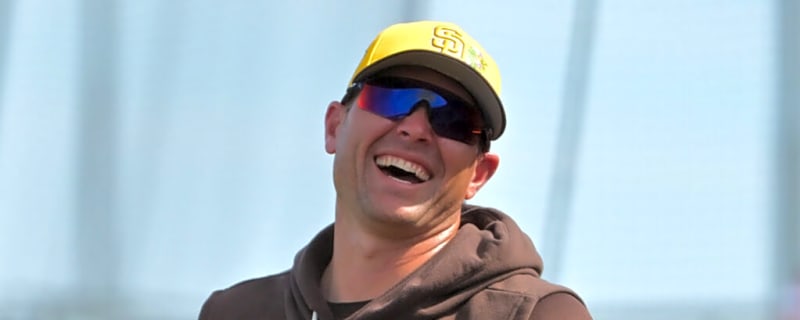 Padres Manager Craig Stammen Preps 'Mouth Cover' to Avoid Viral Ejections