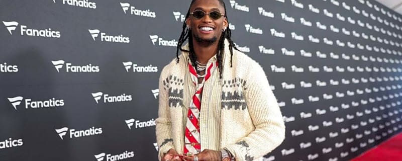 CeeDee Lamb honors Air Force veteran with unforgettable Super Bowl surprise