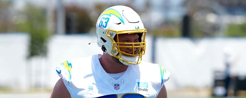 Chargers Star’s Emotional Reaction After Being Carted Off With Brutal Leg Injury Has Fans Fearing The Worst
