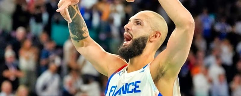 Former NBA Star Evan Fournier Loses It on Courtside Fan in Greece Before Being Held Back by Swarm of People