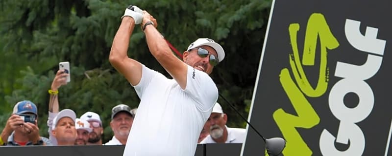 Phil Mickelson Offered Ryder Cup Captainship And Declines