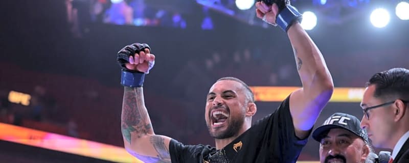 Carlos Ulberg Injury Explained: What Happened at UFC 327 and What Comes Next