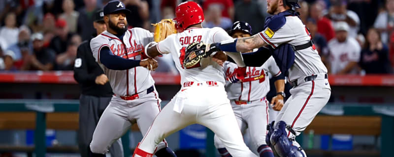 Former MLB Stars Question Jonah Heim’s Disappearance During Jorge Soler & Reynaldo Lopez’s Brawl