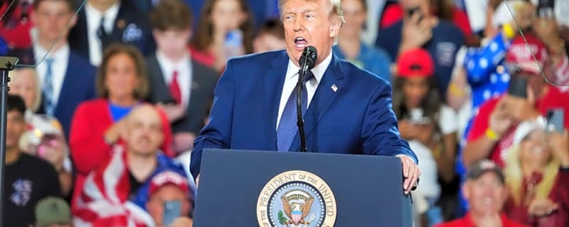 President Trump Reveals What Jaxson Dart Whispered To Him At Rally