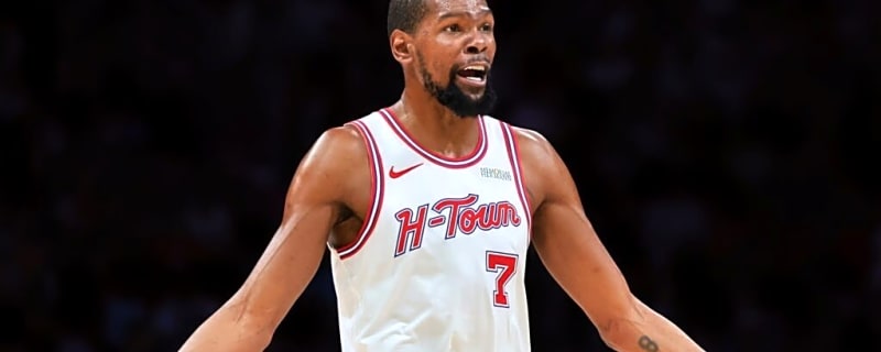 Kevin Durant and Dillon Brooks Exchange Heated Words Before Explosive On-Court Battle