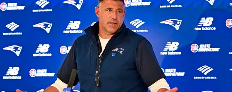 Mike Vrabel Was Asked About Struggling Patriots WR Romeo Doubs, And He Wasn’t Having It 