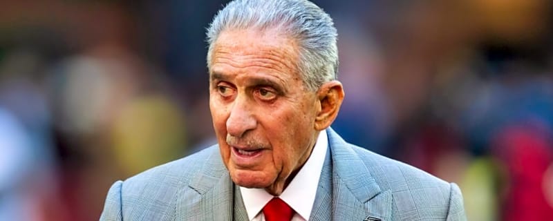 Atlanta Falcons Owner Arthur Blank Drops Bombshell Announcement About Concession Prices — It’s An Absolute Game-Changer