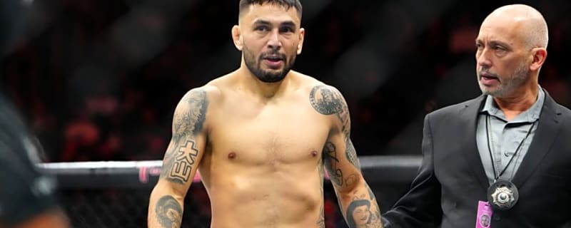 Weight Miss Costs Alex Perez $25,000 Bonus At UFC 324