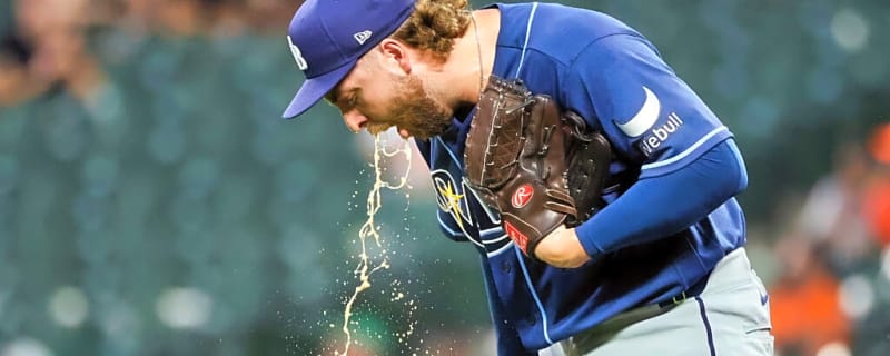 Nasty Scene As Tampa Bay Rays Pitcher Pukes All Over The Mound In The Middle Of The Game 