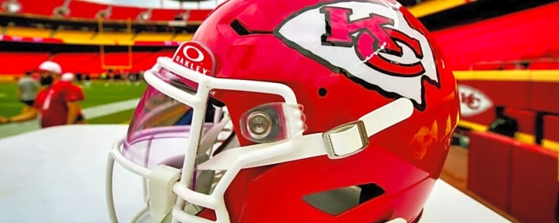 Kansas City Chiefs Linked To Blockbuster Move For Super Bowl Champion & 10x Pro Bowl QB To Replace An Injured Patrick Mahomes In 2026