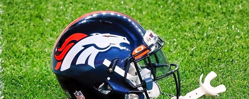Former NFL Record-Holding WR Passes Away After Prison Stint