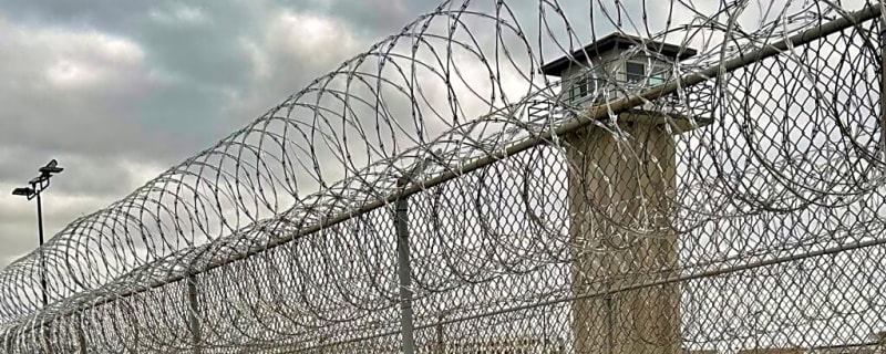 'Several' NFL Teams Are Trying To Sign NFL Star Facing Life In Prison In Strange Turn Of Events