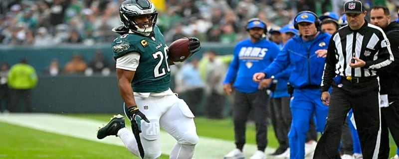 Saquon Barkley Emerges As Top Trade Target Ahead Of NFL Deadline