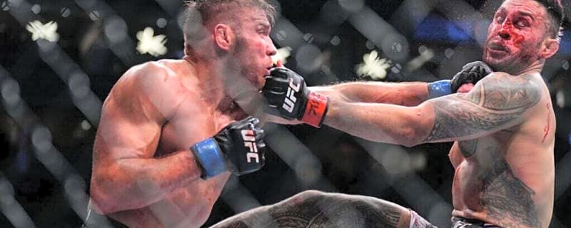Dricus du Plessis once did ‘reconstructive surgery’ with a devastating knee that caved in UFC opponent’s nose