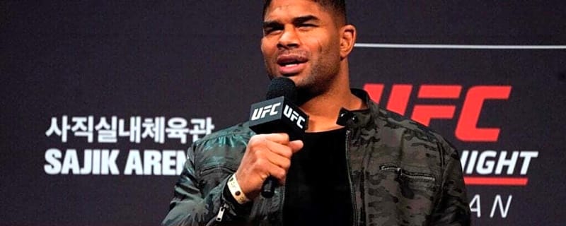 Alistair Overeem believes Alex Pereira has benefitted from Jon Jones’ failed UFC return
