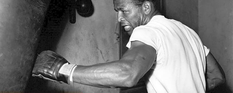 Sugar Ray Robinson donated all but $1 of his purse to an amazing cause after dominating rival in a statement performance