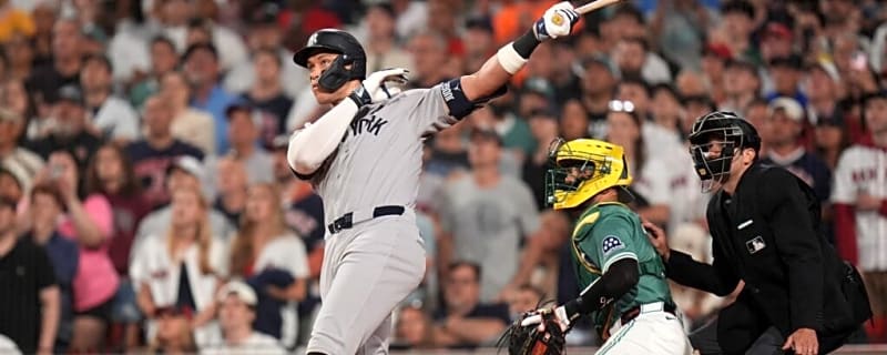 Giants Host Yankees on NETFLIX in Opening Night Clash