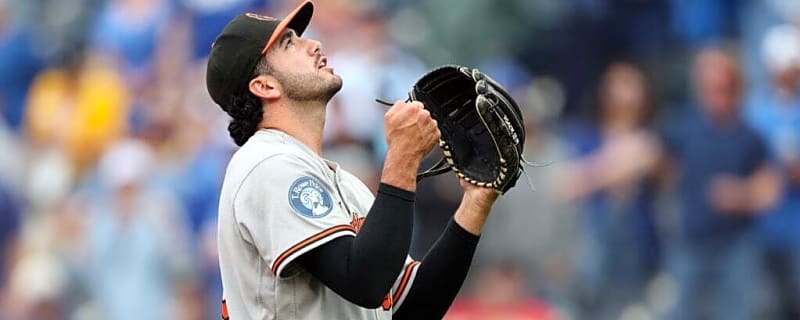 Anthony Nunez steals the spotlight with unusual gender reveal during Orioles game