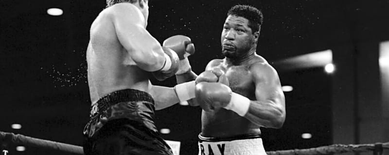 Ray Mercer set up Larry Holmes fight with one of the most brutal KOs of all time