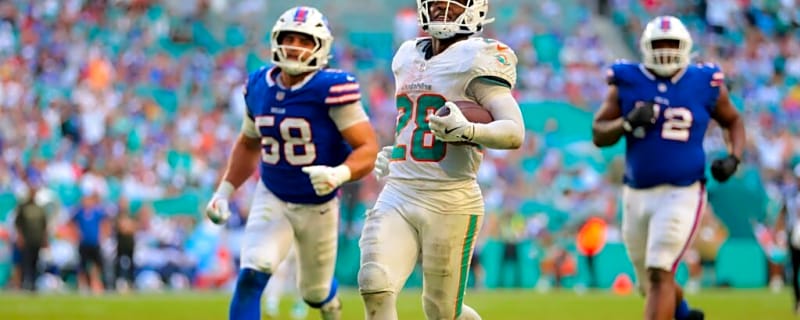 De’Von Achane Shows Miami Dolphins Right to Not Trade Him