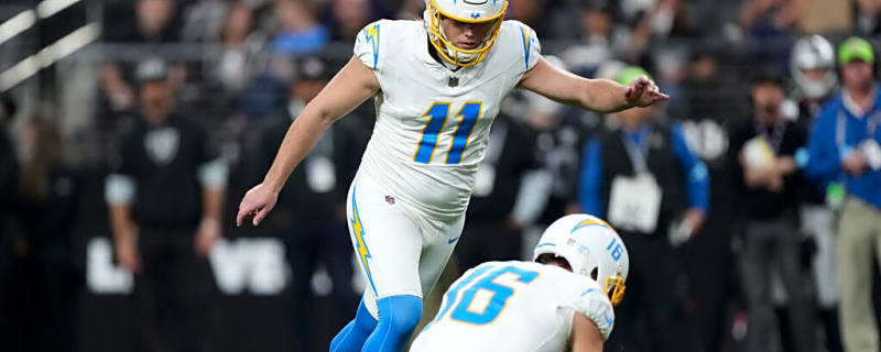 This May Be The WORST Tackle Attempt Ever By A Punter 