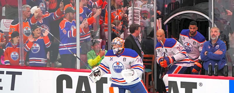 Edmonton Oilers’ Goaltending Woes Continue Into 2025-26
