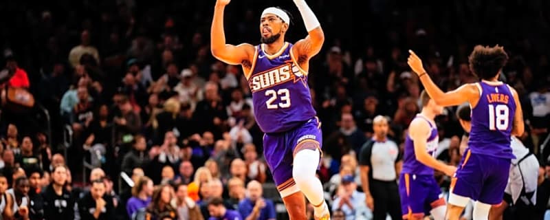 Unlikely Double-Double Against Spurs Showcases Suns’ Culture