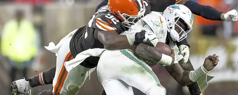 Cleveland Browns Bring Back Defensive Lineman Sam Kamara on a New Contract