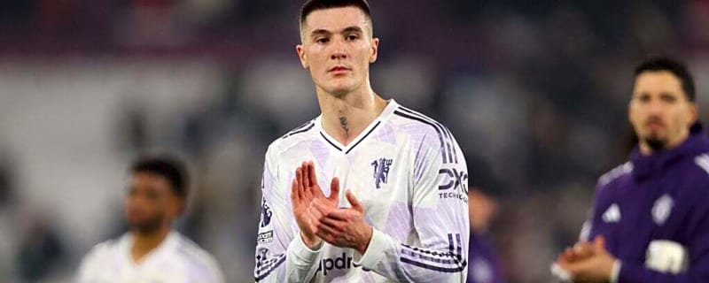 Gary Neville challenges Roy Keane’s stance on Benjamin Sesko debate