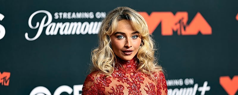 Sabrina Carpenter Headlines Early Performer Announcement for 2026 Grammys