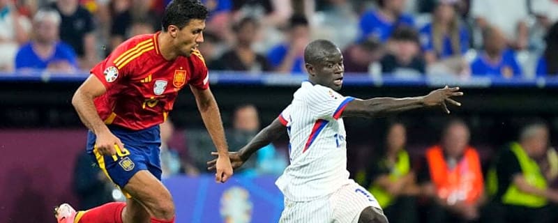 Fabrizio Romano gives N’Golo Kante update after reports linking him with Chelsea return