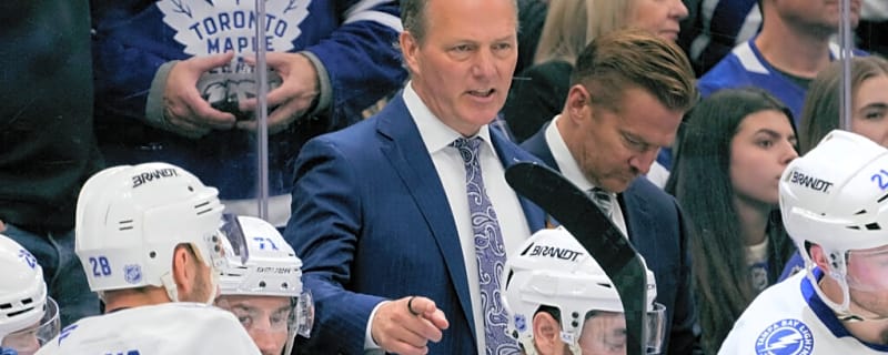 Tampa Bay Lightning Cut Ties With Long-Time NHL Veteran