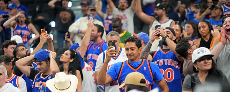 'Get Him A Tryout With The Jets' – Knicks Fan Goes Off The Rails, Breaks Several Cops’ Ankles While Fleeing Arrest At Parade 