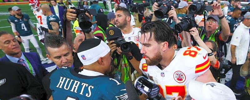 How Jalen Hurts reacted to Travis Kelce’s return to the Kansas City Chiefs