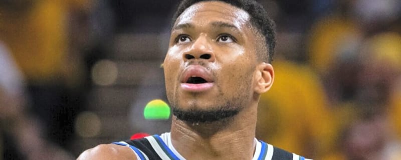 Bulls Rising Star Receives Comparison to Giannis Antetokounmpo