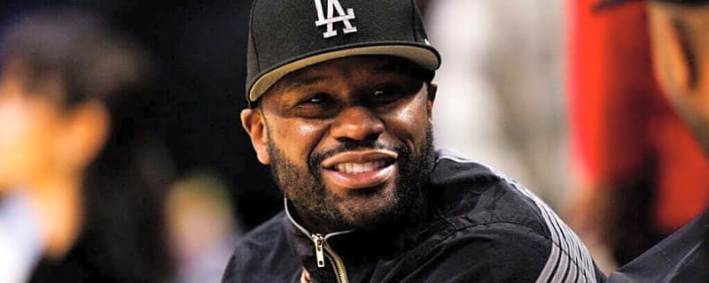 Floyd Mayweather set to return to professional boxing following Mike Tyson exhibition