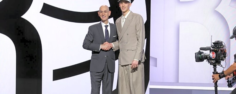 6-Foot-9 Rookie Gets Unfortunate Title As Biggest Reach
