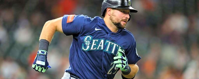 How Mariners star Cal Raleigh ended the longest hitless streak of his career