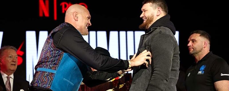Daily Roundup: Tyson Fury tickles, Mike Tyson and Floyd Mayweather set date plus more MMA and boxing news