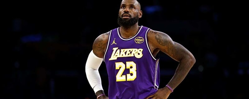 Former NBA player suggests LeBron James is stat-padding and Lakers are more focused on catering to his legacy