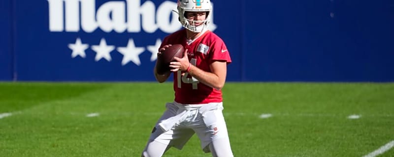 Miami Dolphins Bench Tua Tagovailoa, Quinn Ewers Takes Over