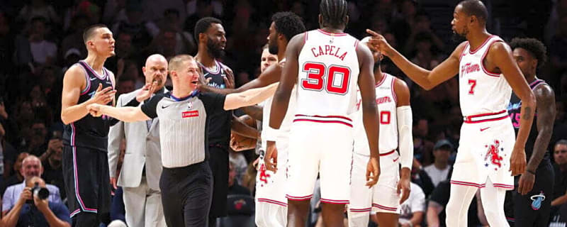 Tyler Herro poked fun at Kevin Durant for his burner accounts during Heat vs. Rockets game