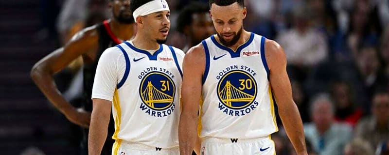 An emotional Stephen Curry reacts to playing with his brother on the Warriors