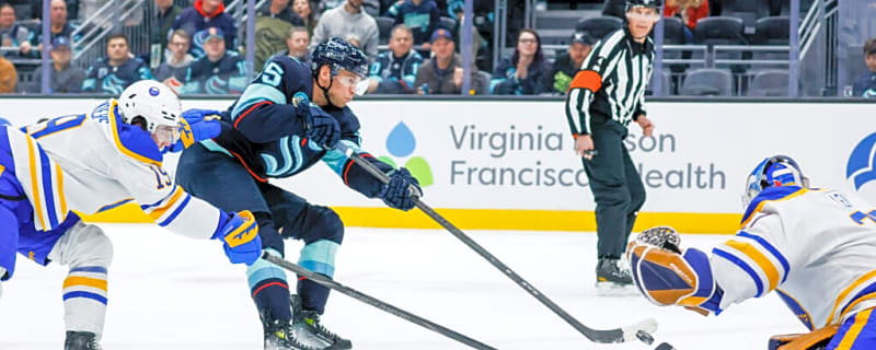 Sabres Sign RFA Goaltender Devon Levi