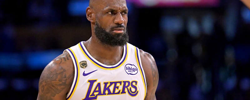 YouTube Golfer LeBron James Comes Inches Away From Insane Hole-In-One At Bandon Dunes 