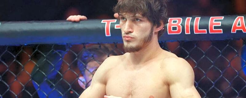 Who is Movsar Evloev? Meet the top Featherweight fighter chasing UFC title glory