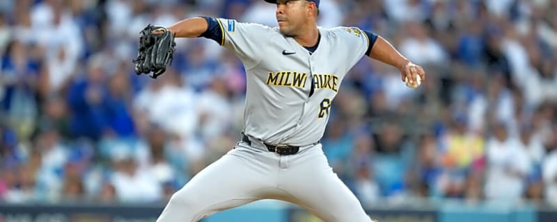 Report: Rockies Sign Starting Pitcher Jose Quintana