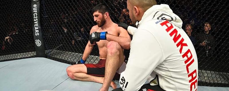 Magomed Ankalaev claims his lone UFC loss was the worst in history after ‘giving up’ in final seconds