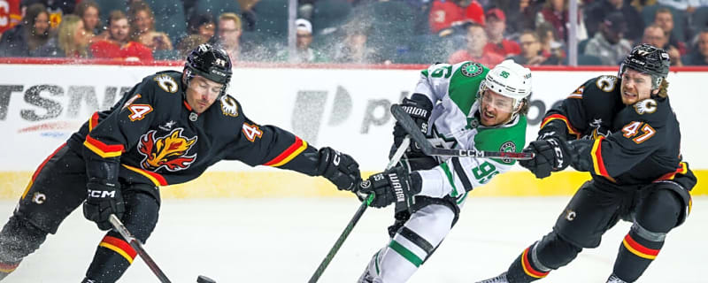 34-Year Old Defenceman Re-Signs in Calgary