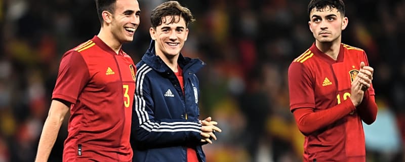 Eric Garcia decides on new Barcelona contract following interest from Tottenham and Chelsea